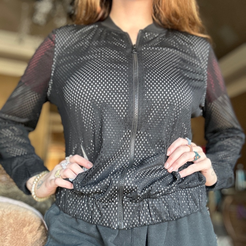 Mesh Sweater - Picture 3 of 4